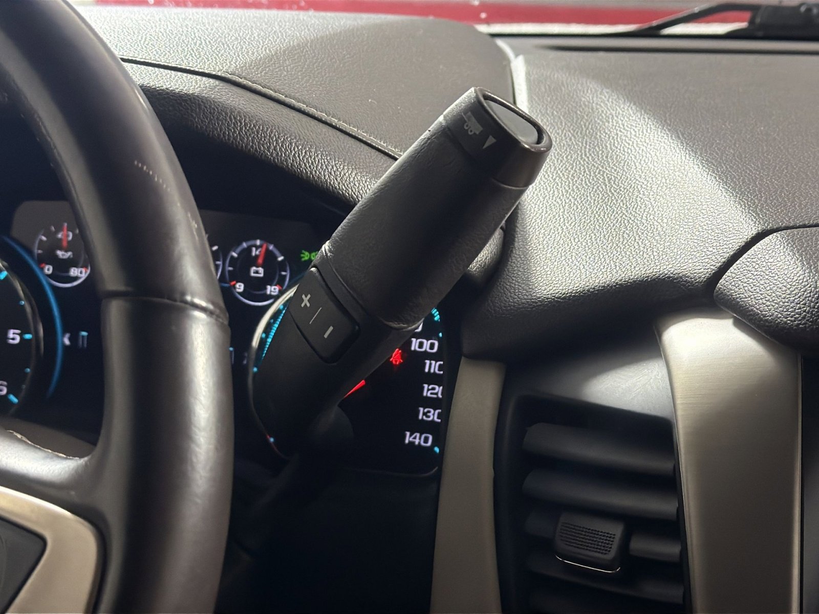 Used 2017 GMC Yukon Denali w/ Open Road Package image 22