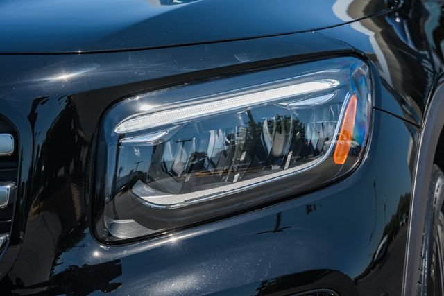 New 2026 Mercedes-Benz GLB 250 4MATIC image 14