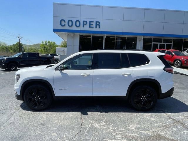 New 2026 GMC Acadia Elevation image 2