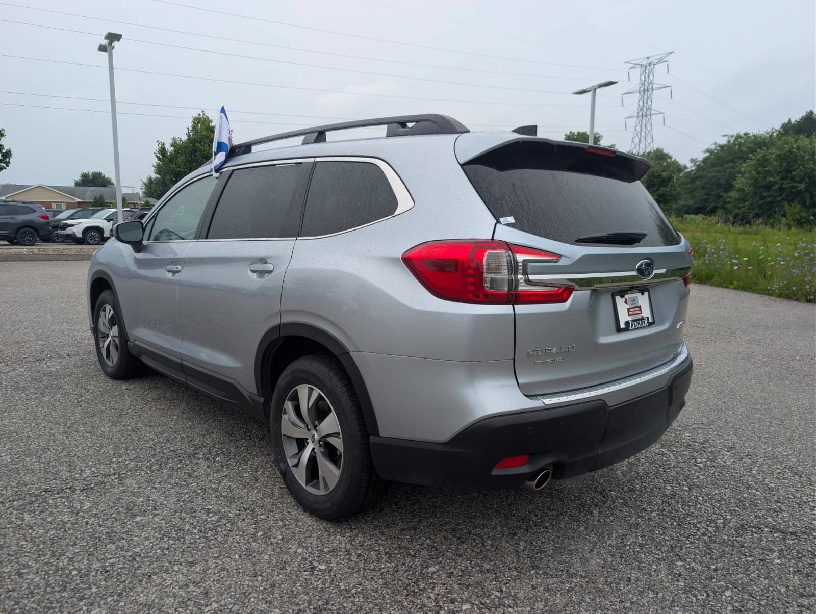 Certified 2025 Subaru Ascent Premium w/ Premium Package AWD/4WD image 7