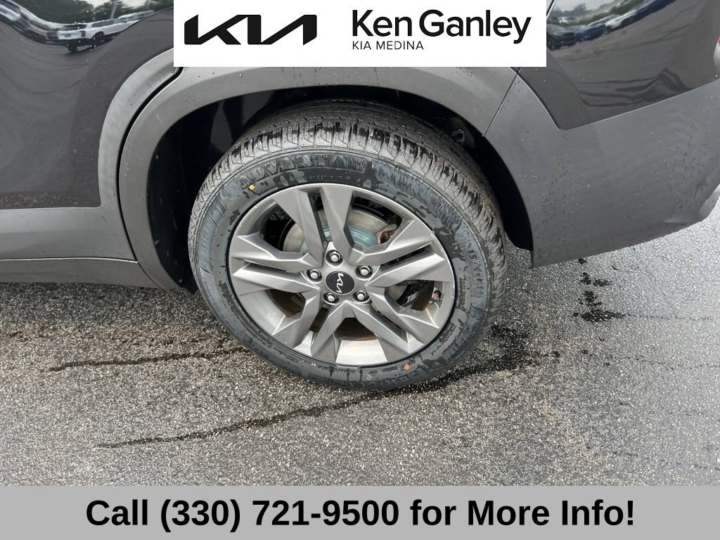Certified 2023 Kia Seltos S w/ Navigation Package AWD/4WD image 24