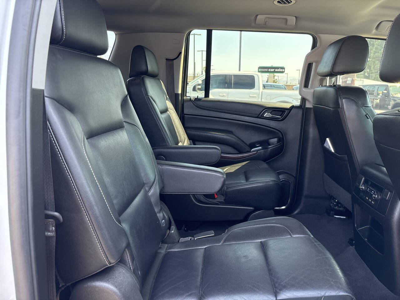 Used 2019 GMC Yukon XL SLT w/ HD Trailering Package RWD image 26
