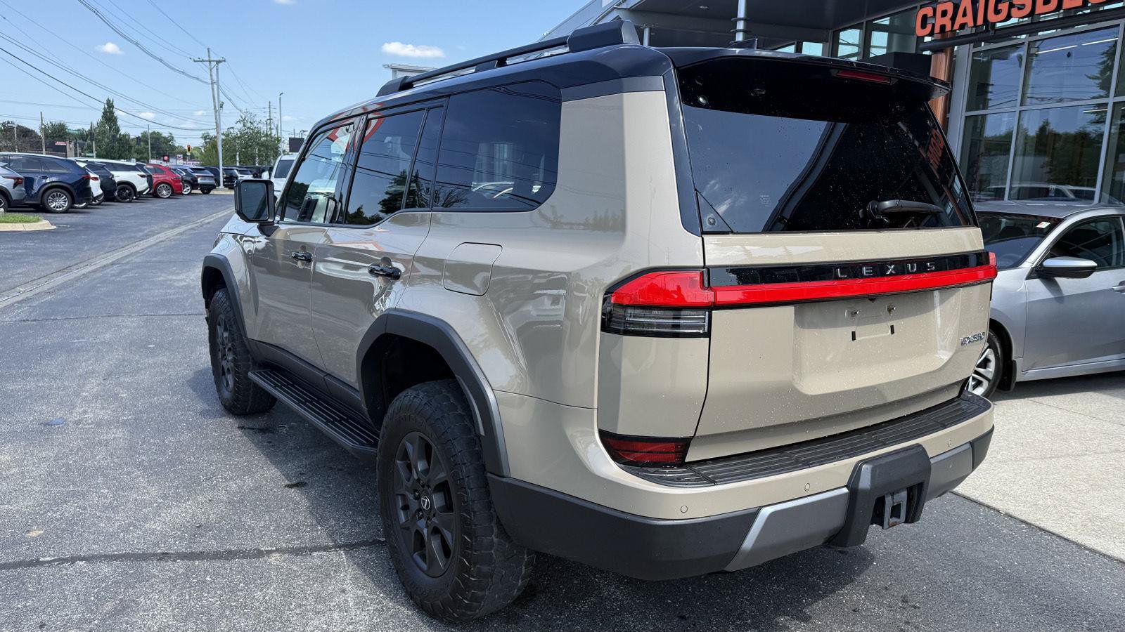 Used 2025 Lexus GX 550 AWD/4WD image 8