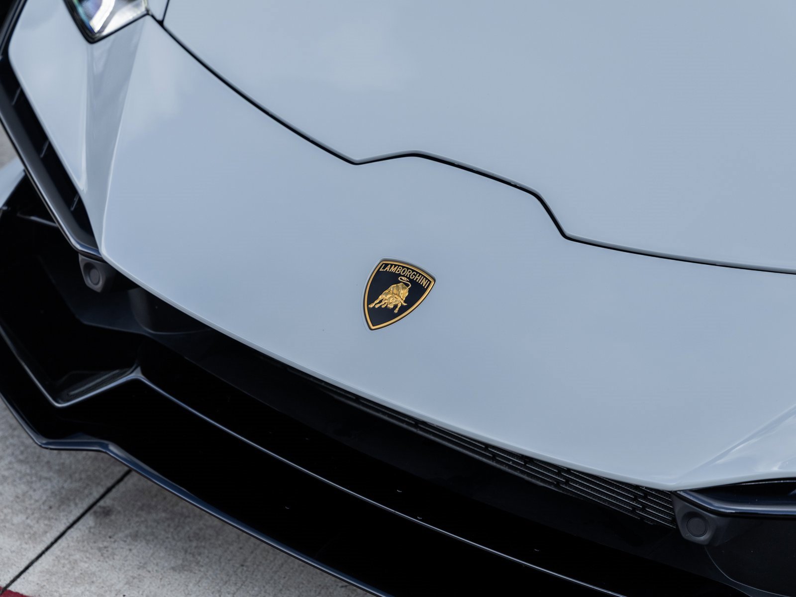 Used 2023 Lamborghini Huracan Tecnica image 18