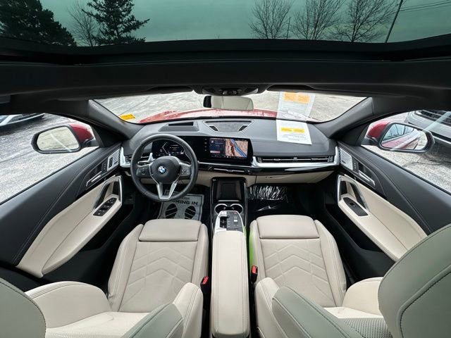 Certified 2025 BMW X2 xDrive28i image 13