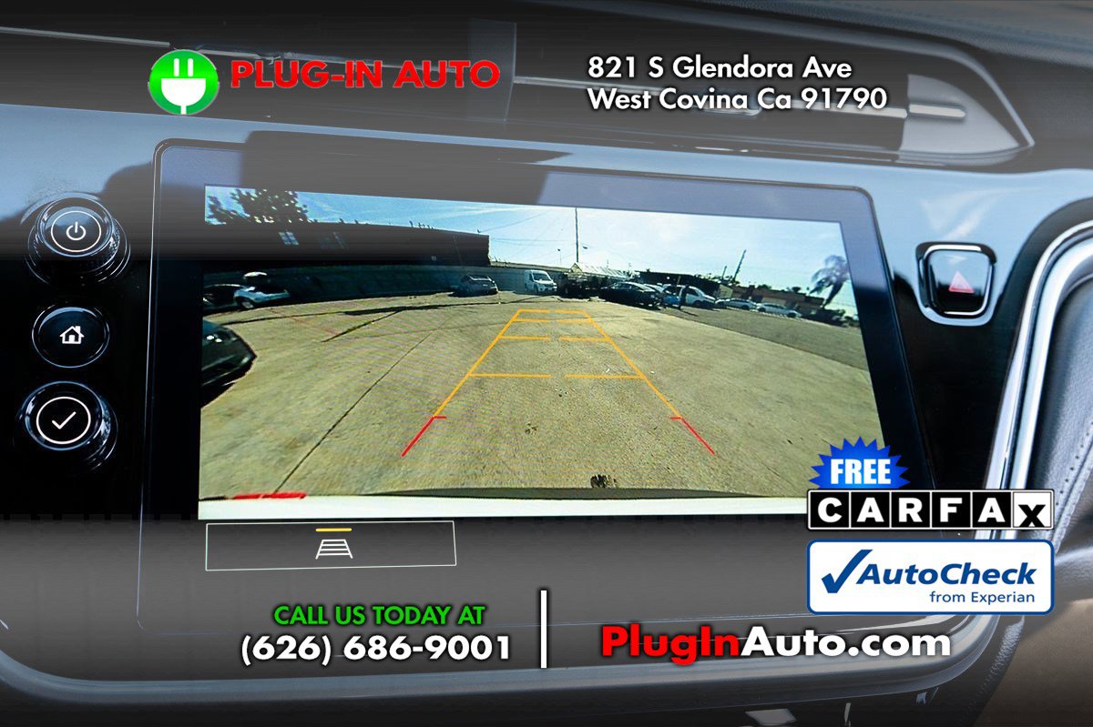 Used 2023 Chevrolet Bolt EUV LT w/ Convenience Package image 31