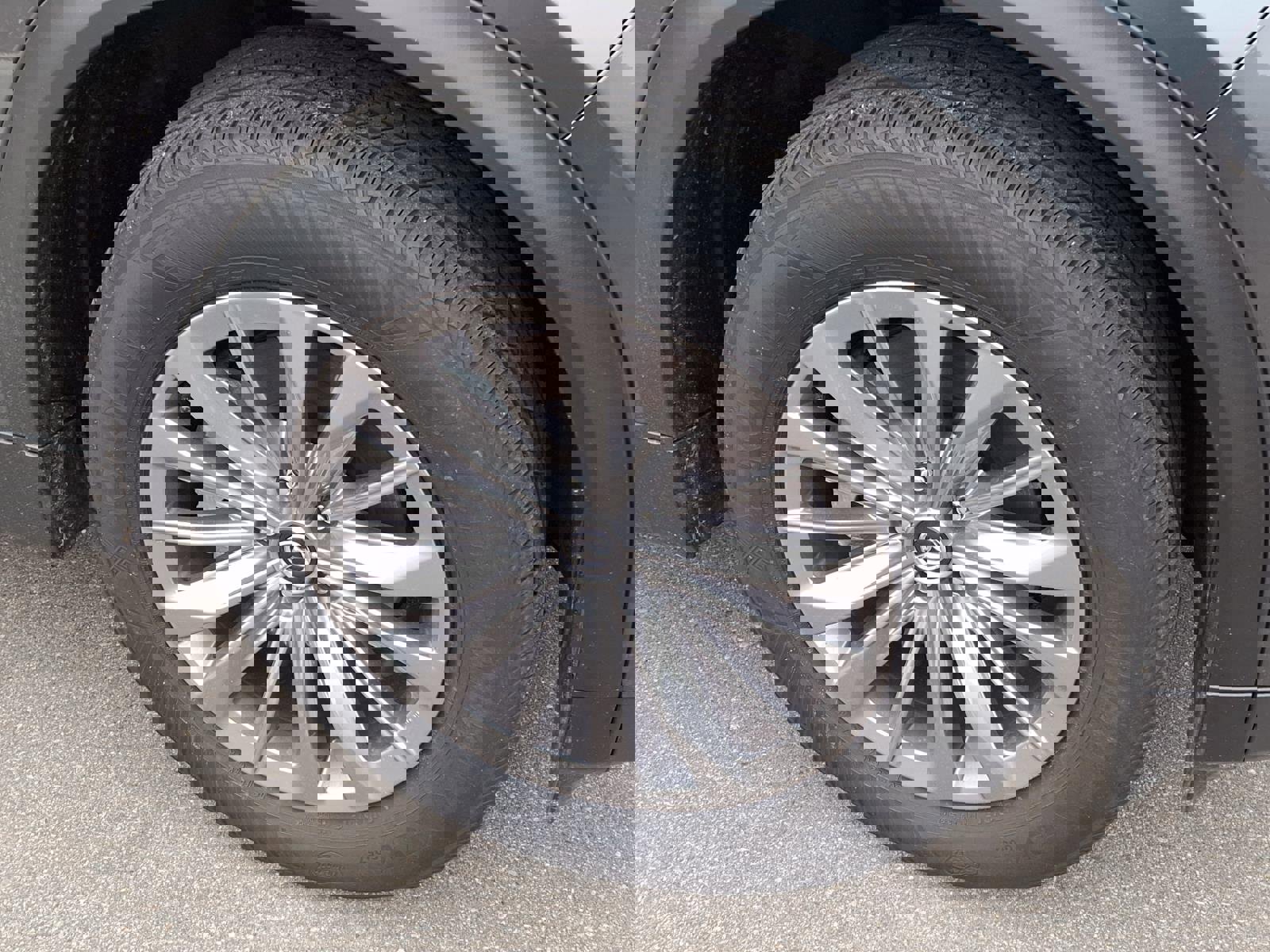 Used 2025 MAZDA CX-90 3.3 Turbo w/ Preferred Package image 29