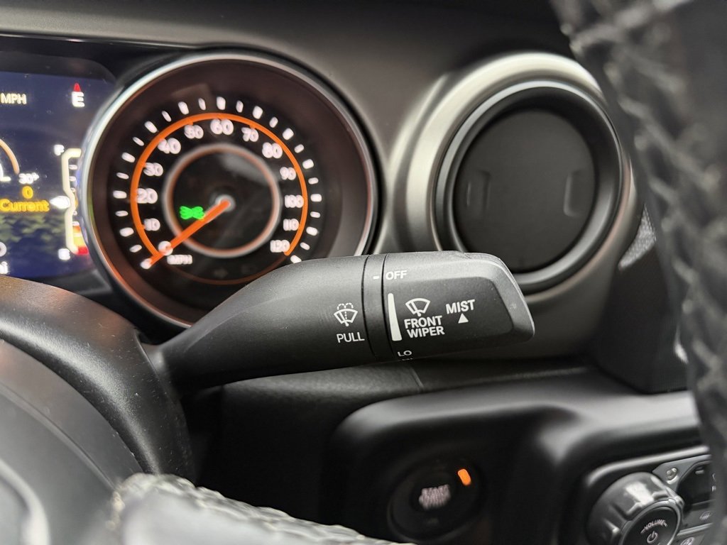 Used 2021 Jeep Gladiator Sport image 38