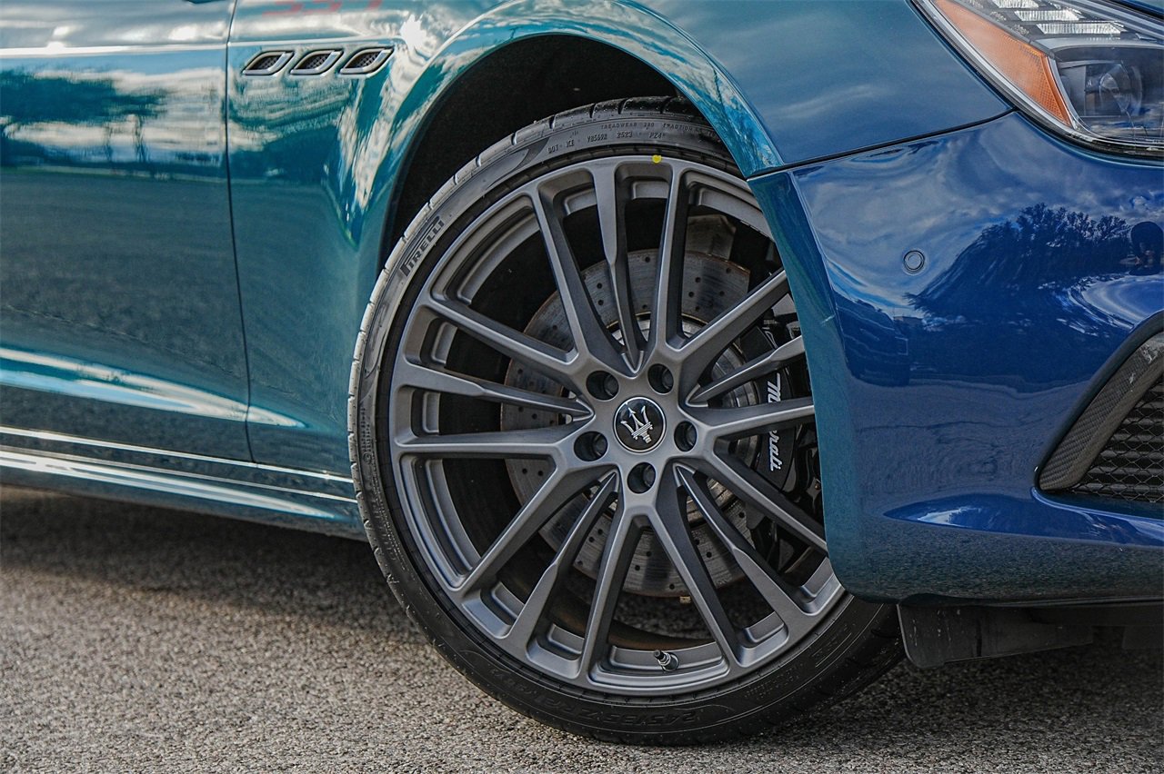 Used 2024 Maserati Ghibli Trofeo image 2