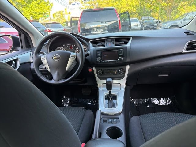 Used 2015 Nissan Sentra SR FWD image 13