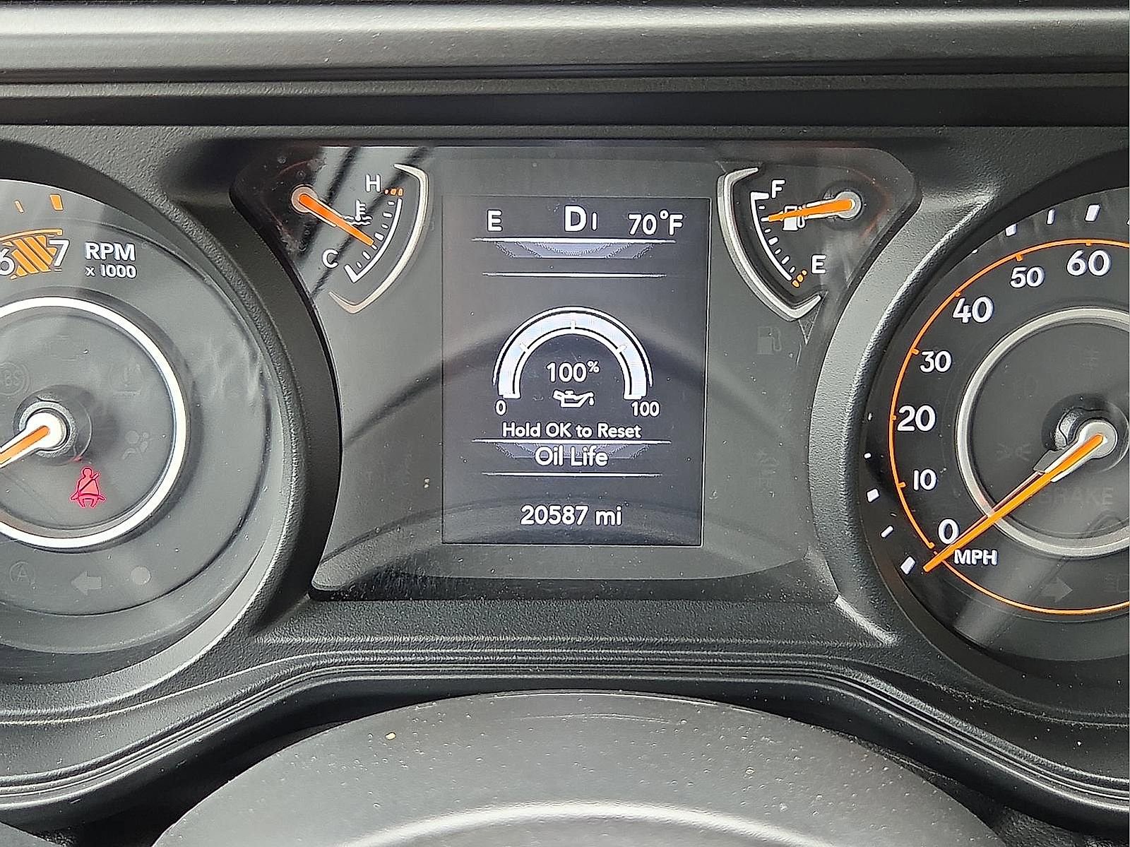 Used 2025 Jeep Wrangler Unlimited Sport AWD/4WD image 23
