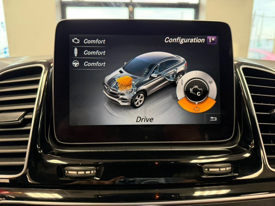 Used 2017 Mercedes-Benz GLE 43 AMG 4MATIC Coupe w/ Parking Assist Package image 71