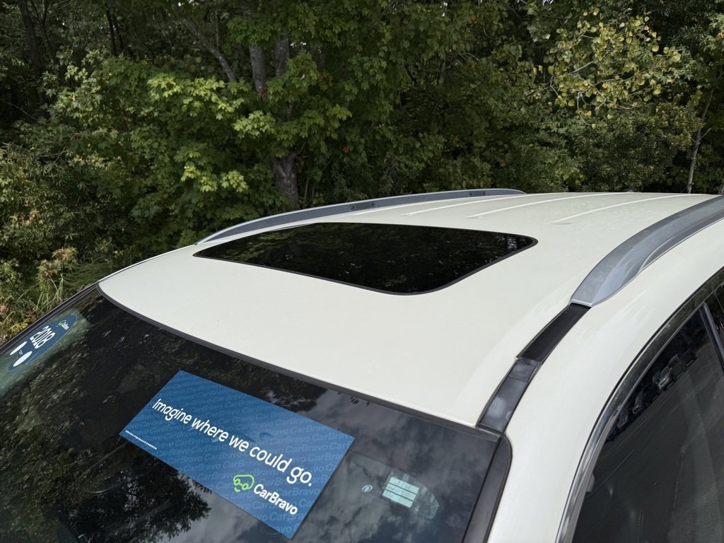 Used 2018 Honda Pilot Touring image 10