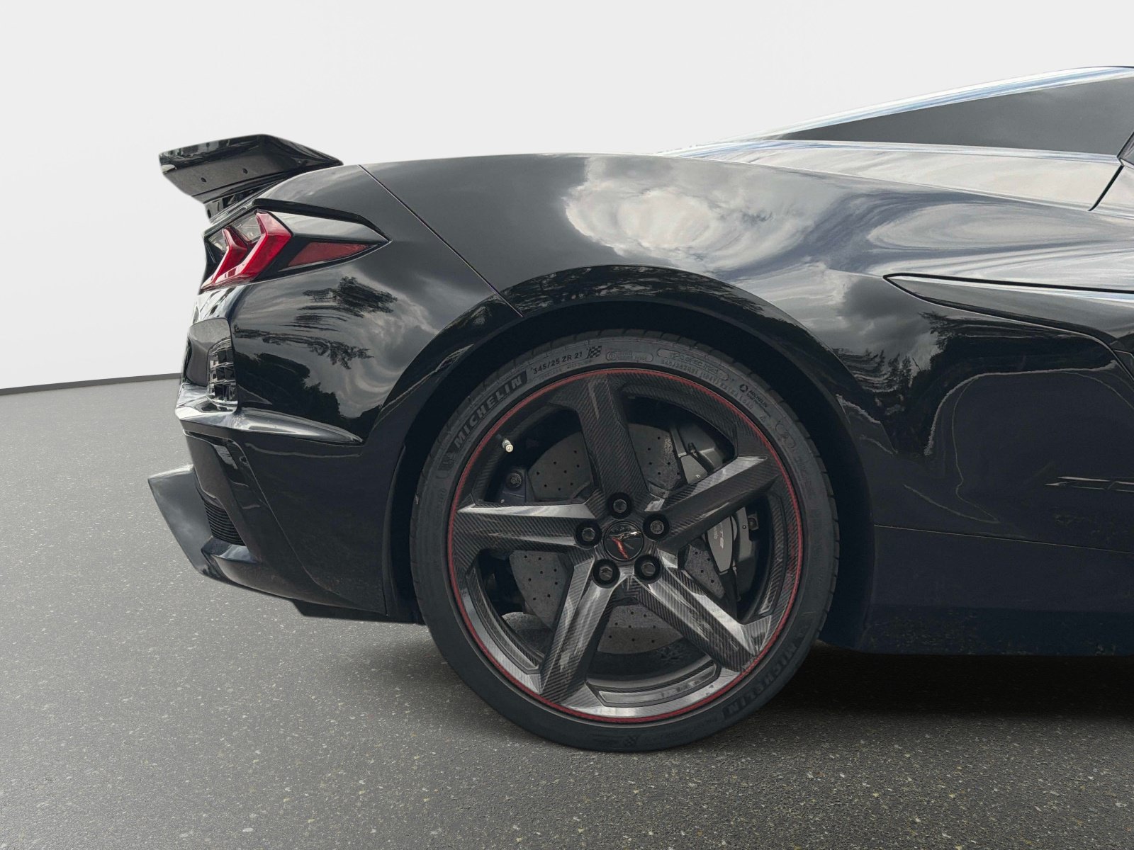 Used 2024 Chevrolet Corvette Z06 w/ Battery Protection Package RWD image 20