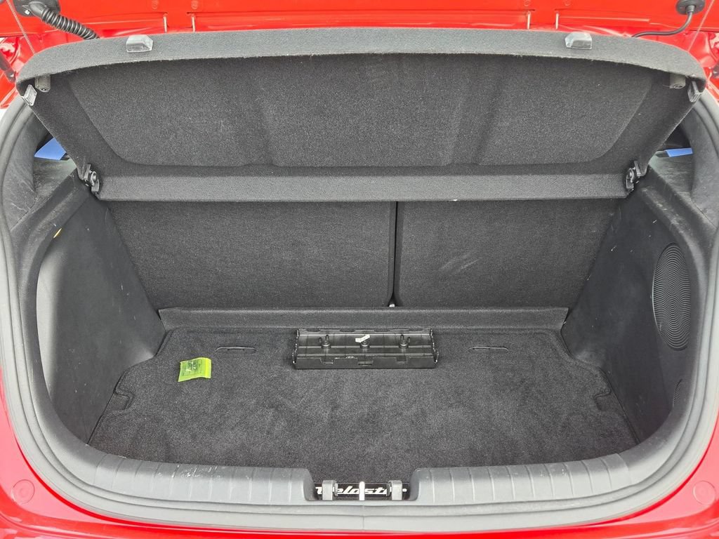Used 2022 Hyundai Veloster N FWD image 8