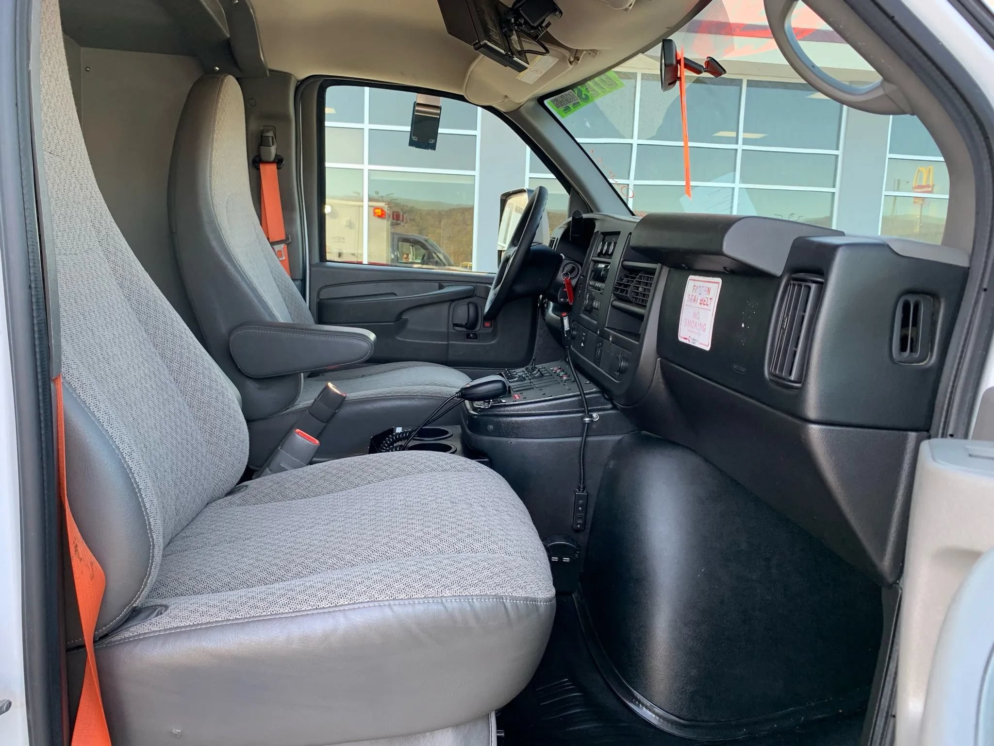 Used 2014 Chevrolet Express 4500 w/ Ambulance Package RWD image 27