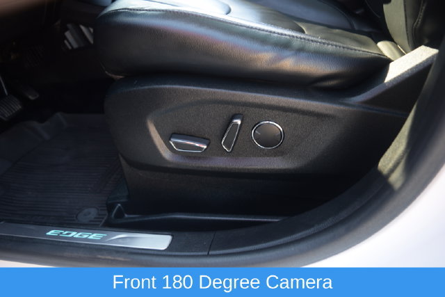Used 2017 Ford Edge Titanium w/ Equipment Group 302A AWD/4WD image 19