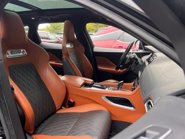 Used 2020 Jaguar F-PACE SVR AWD/4WD image 33