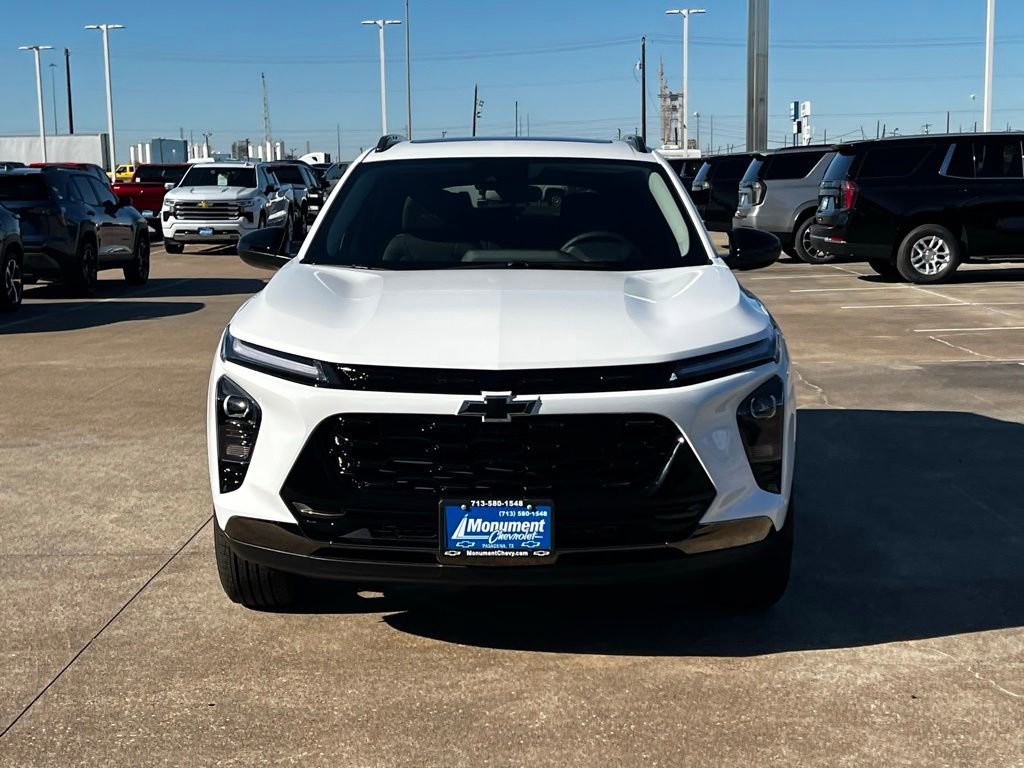 New 2026 Chevrolet Trax ACTIV w/ Sunroof Package image 2