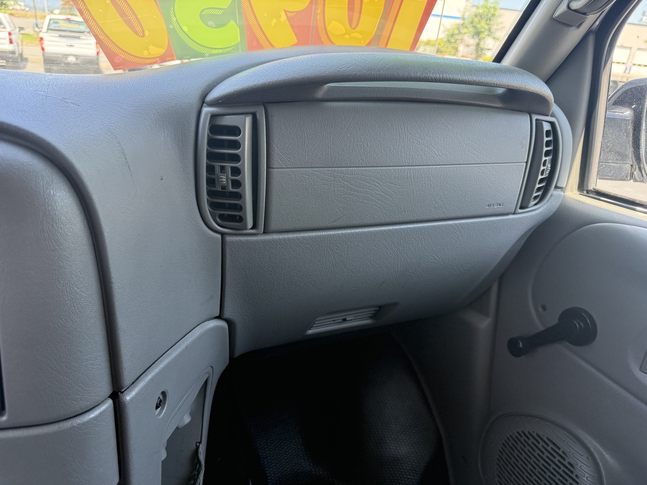 Used 2002 Chevrolet Astro RWD image 16