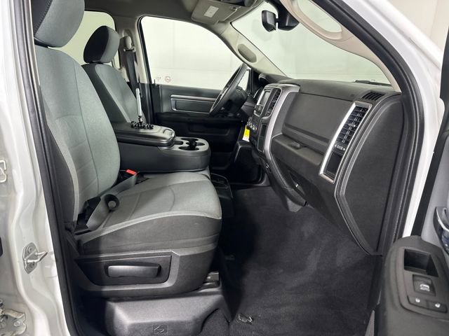 Used 2023 RAM 1500 Classic SLT image 28