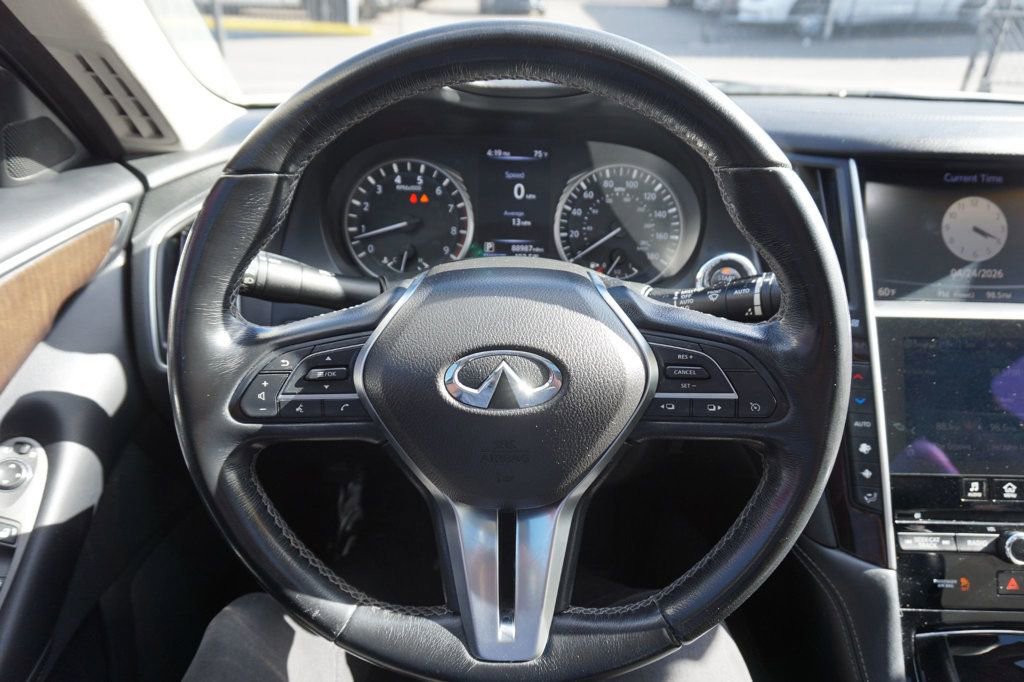 Used 2018 INFINITI Q50 Luxe w/ Cargo Package (L95) RWD image 23