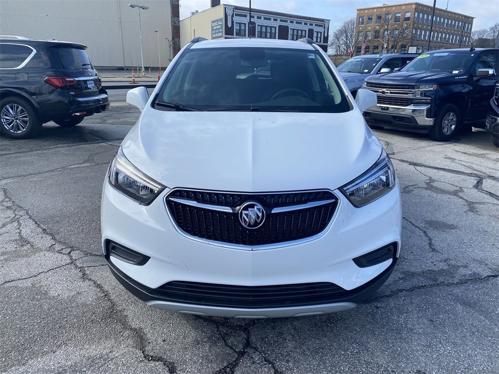 Used 2022 Buick Encore Preferred w/ Safety Package image 2