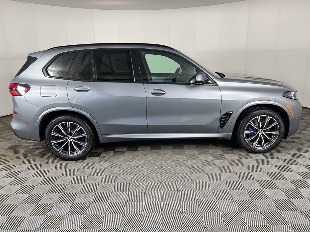 New 2026 BMW X5 xDrive40i image 2