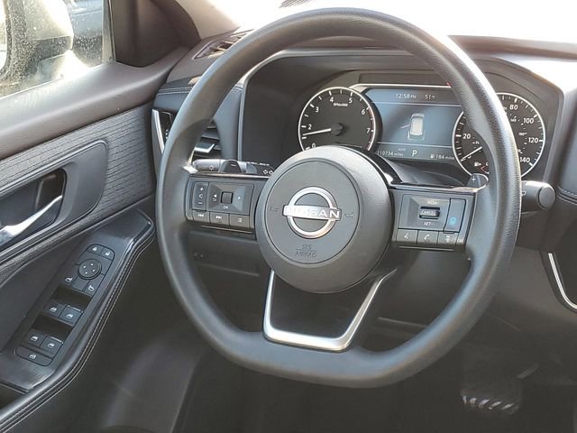 Used 2022 Nissan Rogue SV image 23