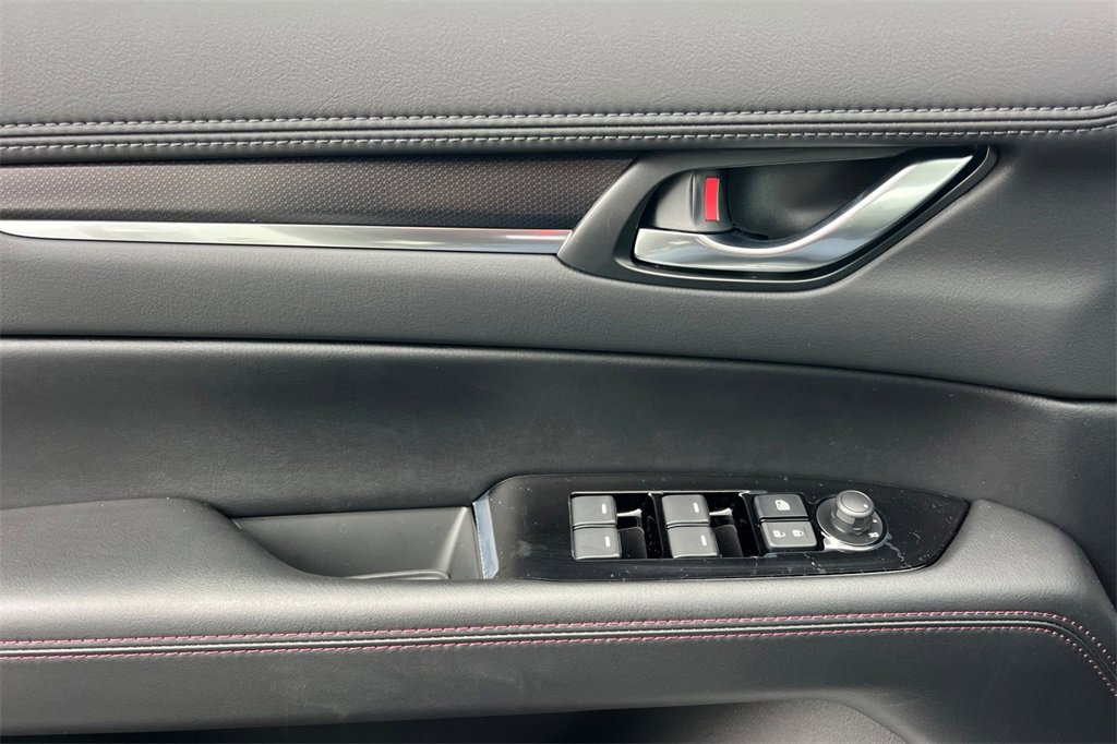 New 2025 MAZDA CX-5 Carbon Edition image 12