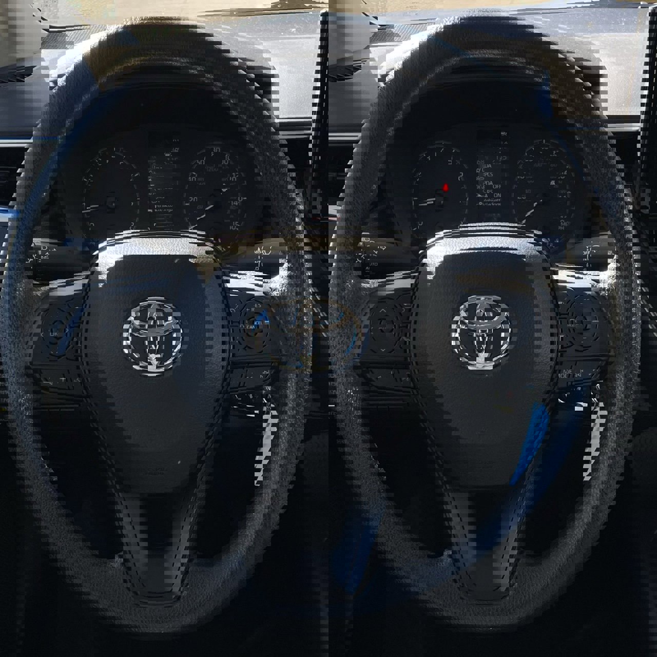 Used 2024 Toyota Corolla LE image 11