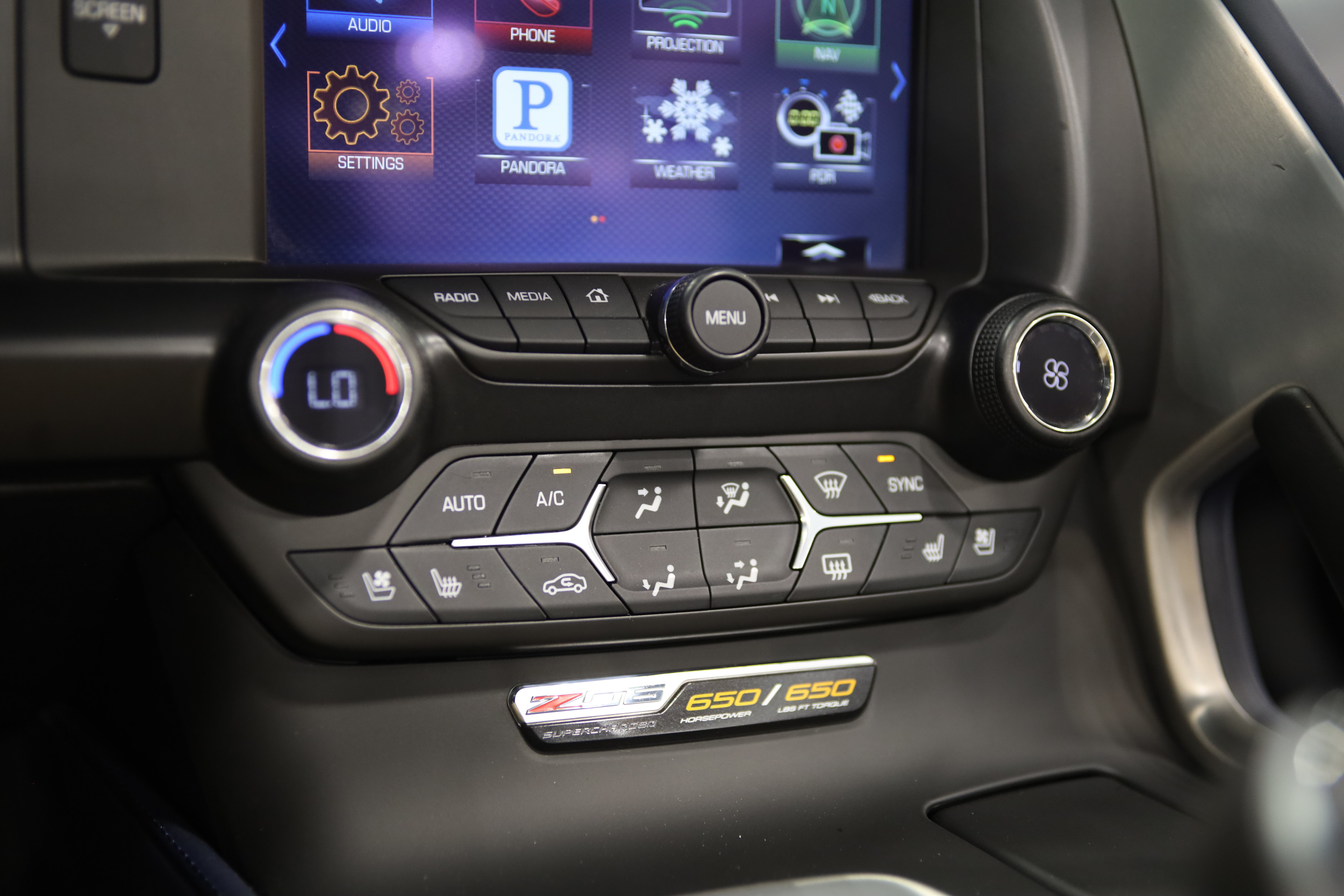 Used 2016 Chevrolet Corvette Z06 w/ 3LZ Preferred Equipment Group RWD image 34