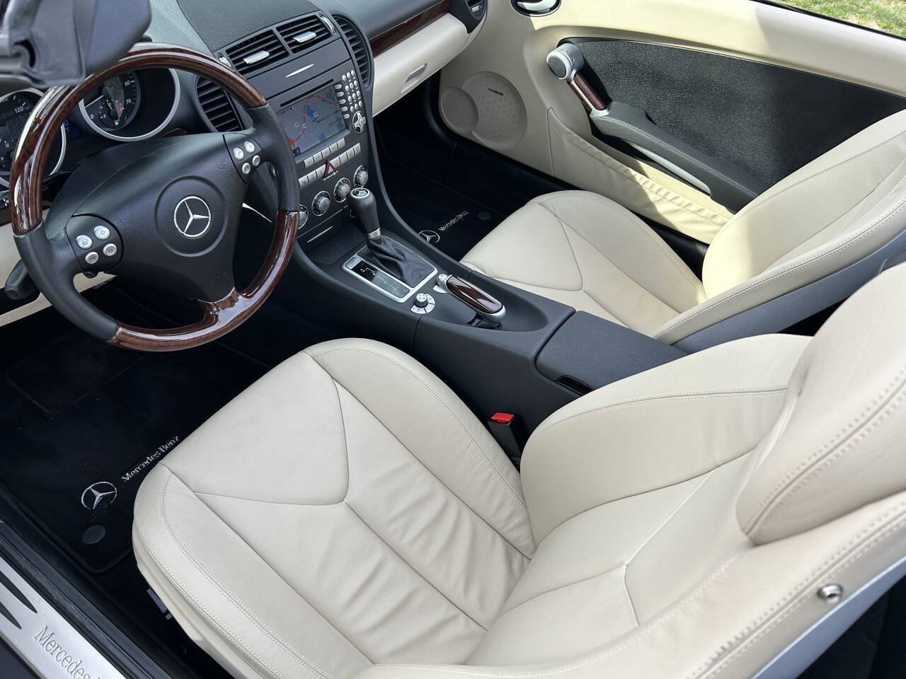 Used 2007 Mercedes-Benz SLK 350 image 28