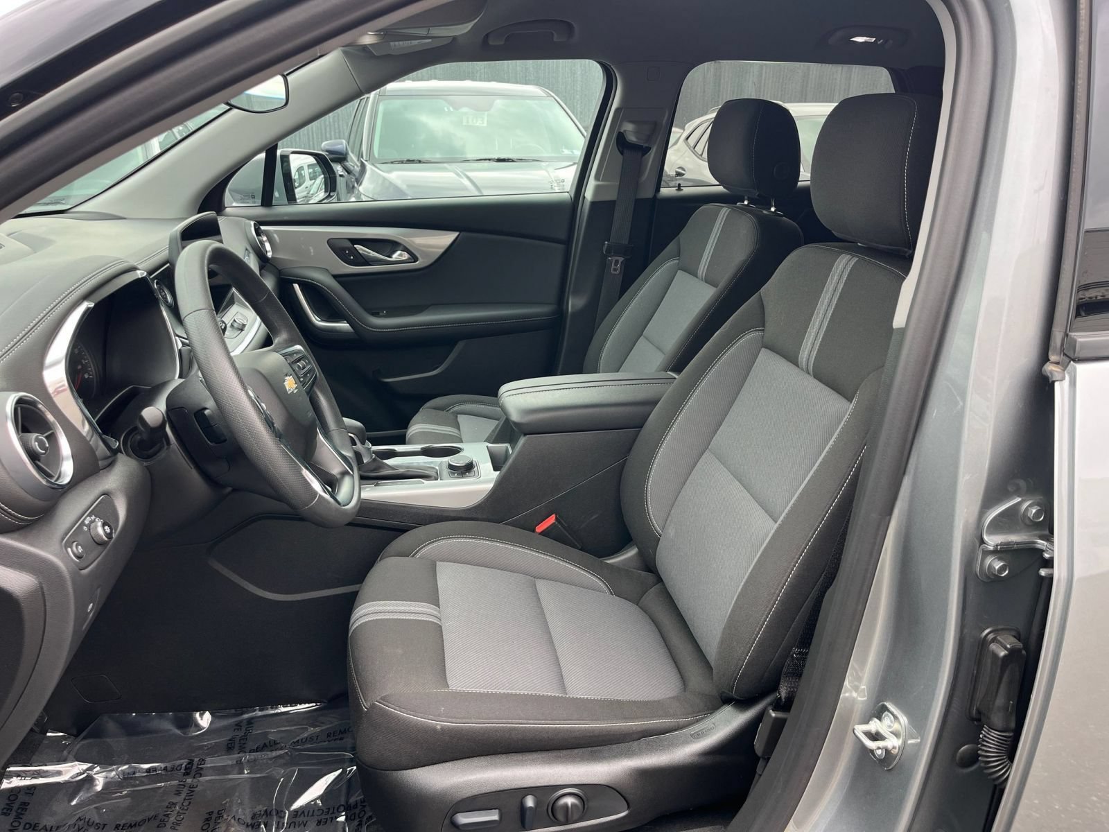 Used 2026 Chevrolet Blazer LT FWD image 36