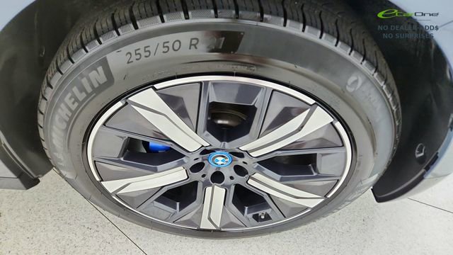 Used 2024 BMW iX M60 AWD/4WD image 56