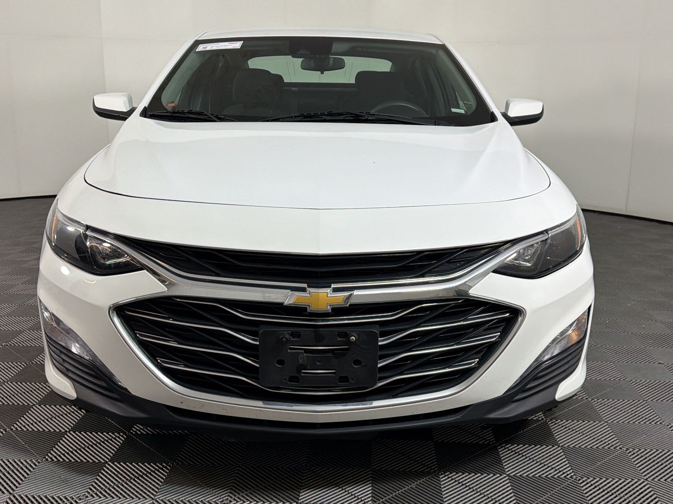 Used 2024 Chevrolet Malibu LT FWD image 5