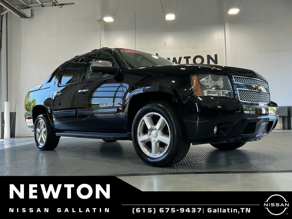 Used 2013 Chevrolet Avalanche LS w/ All-Star Edition RWD image 23