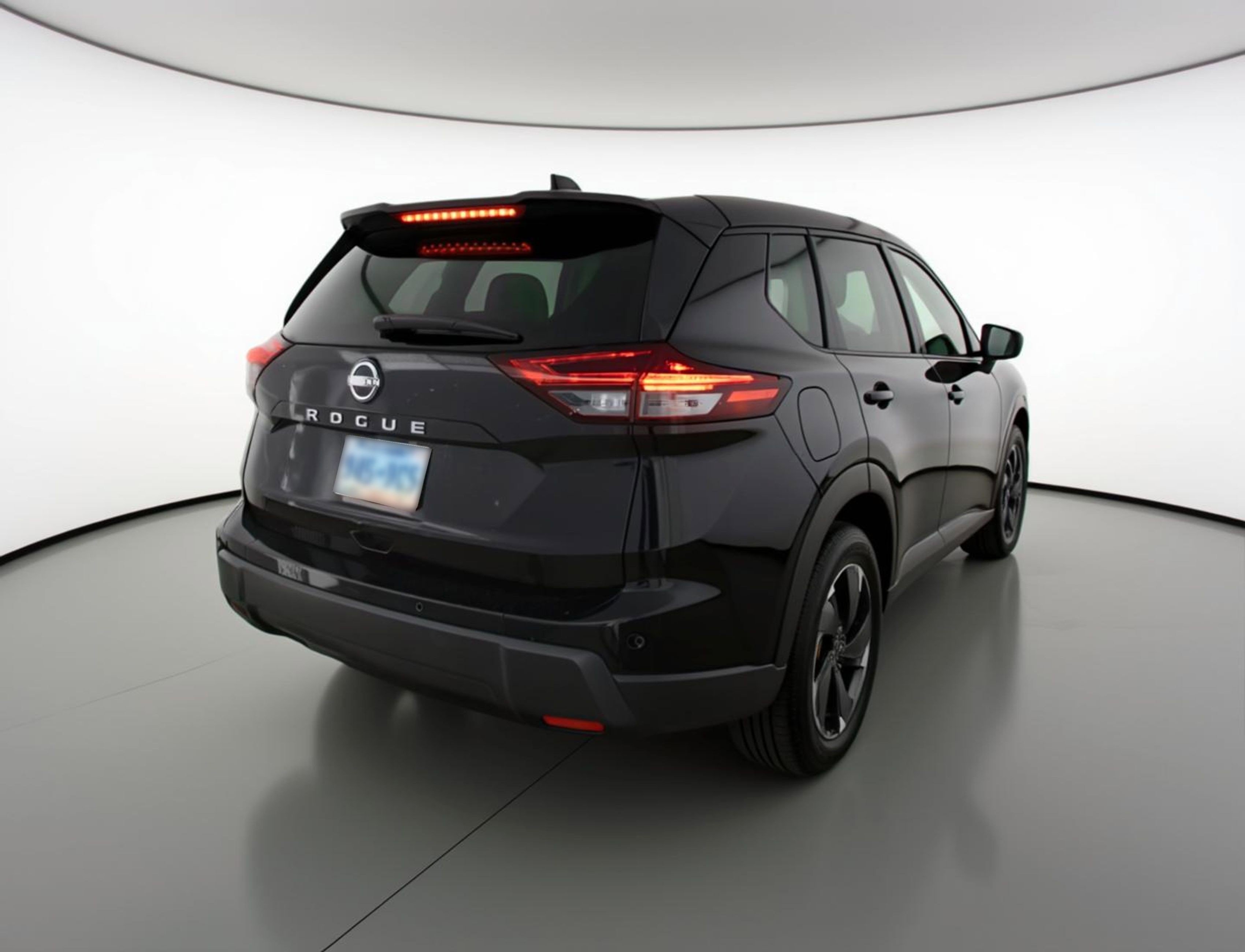 Used 2025 Nissan Rogue SV image 9