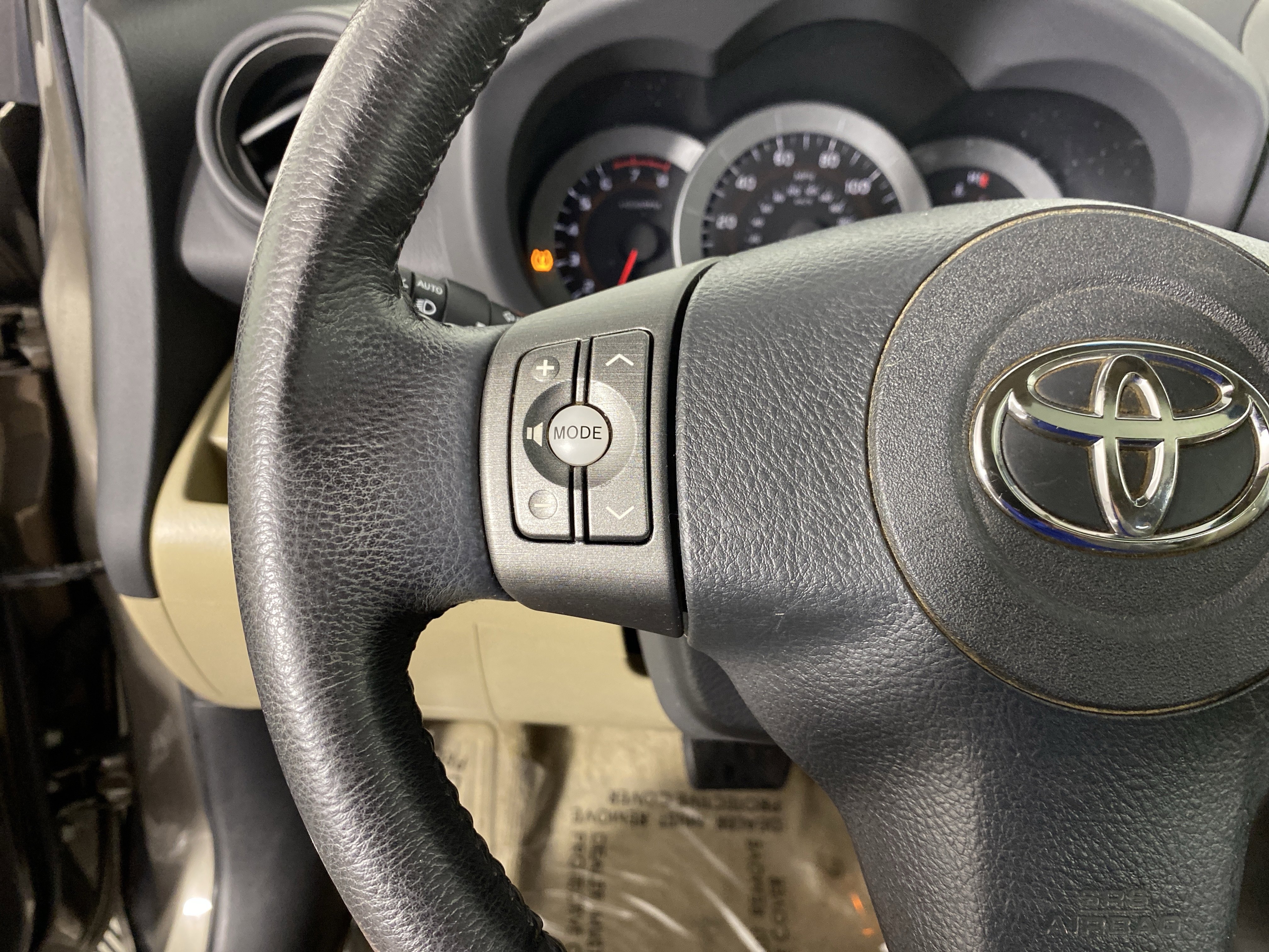 Used 2012 Toyota RAV4 Limited w/ Premium Plus Value Pkg AWD/4WD image 21