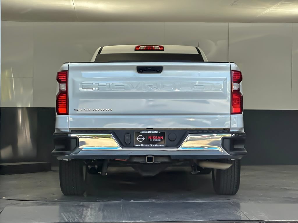 Used 2025 Chevrolet Silverado 1500 W/T RWD image 4