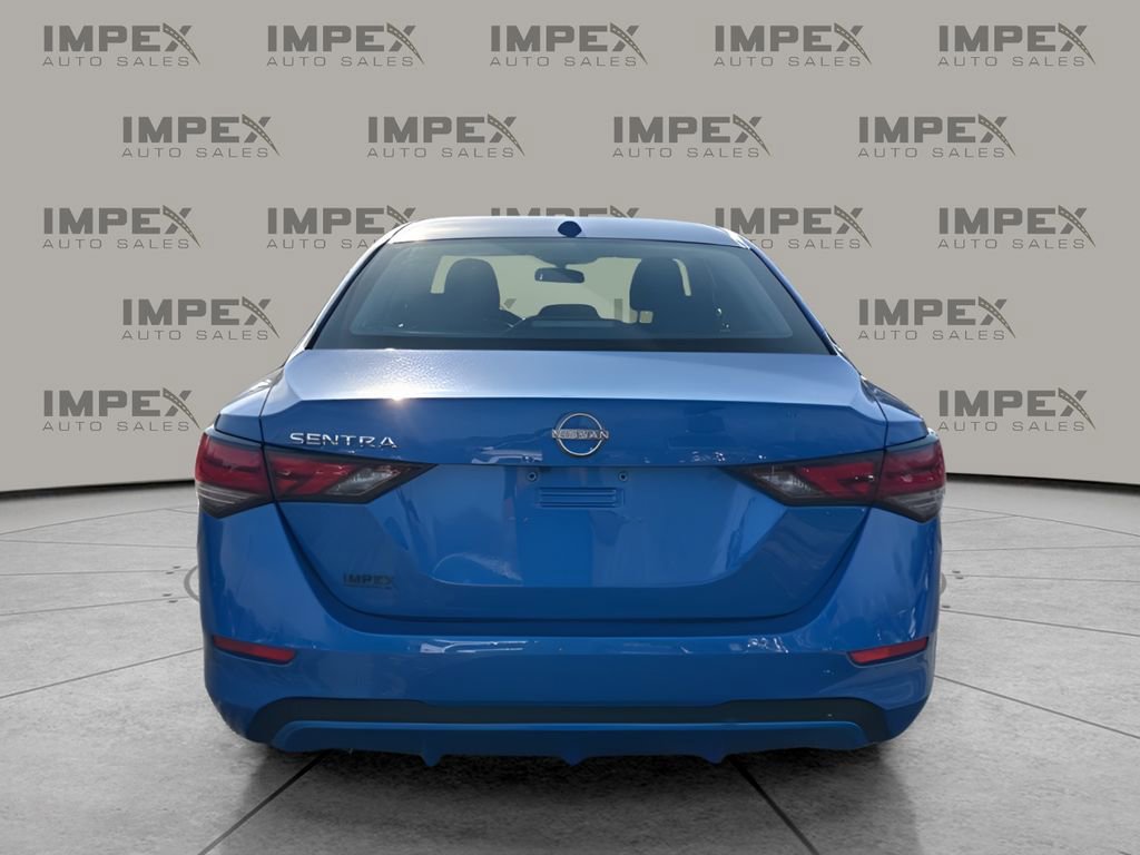 Used 2025 Nissan Sentra SV image 4