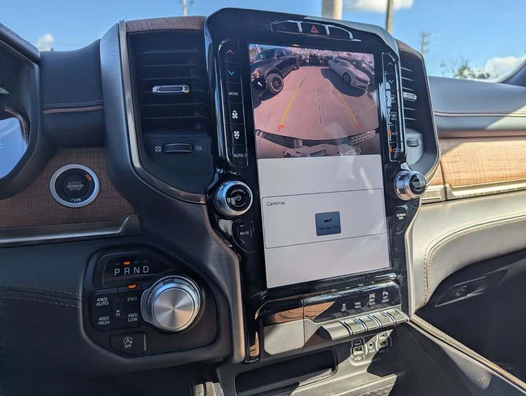 Used 2023 RAM 1500 Limited w/ Body Color Bumper Group image 29