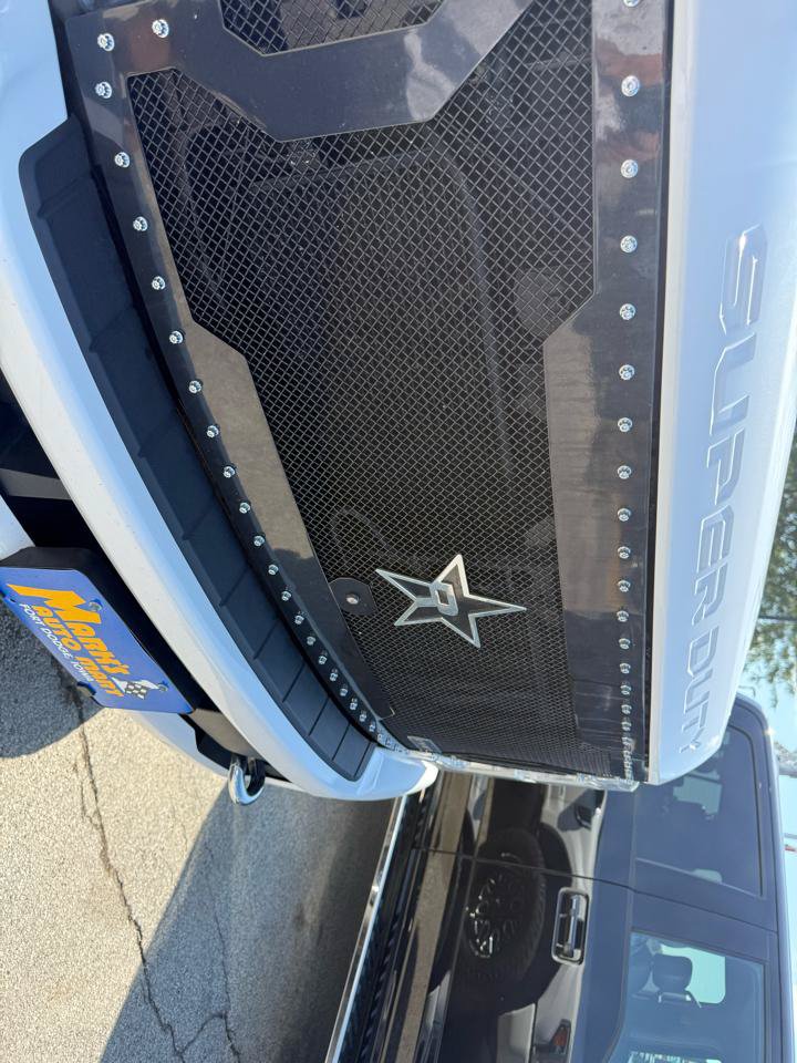 Used 2019 Ford F350 Platinum w/ Platinum Ultimate Package AWD/4WD image 31