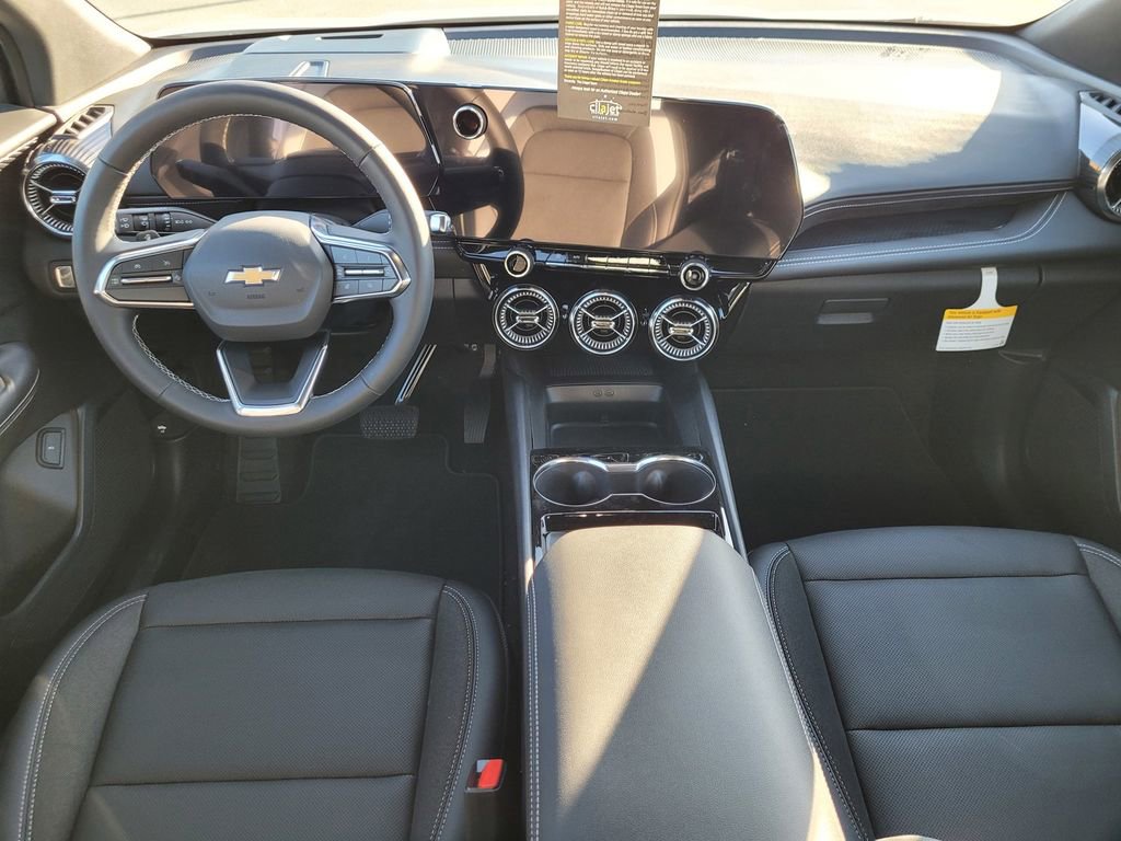 New 2026 Chevrolet Blazer EV LT image 10