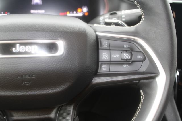 Used 2024 Jeep Grand Cherokee L Laredo image 21