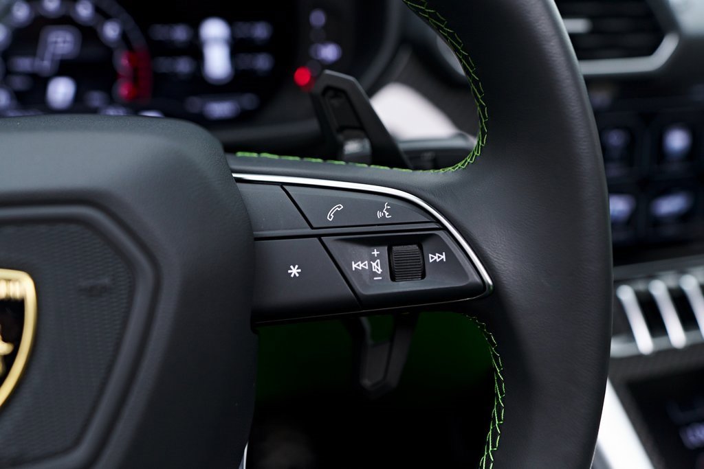 Used 2022 Lamborghini Urus image 68