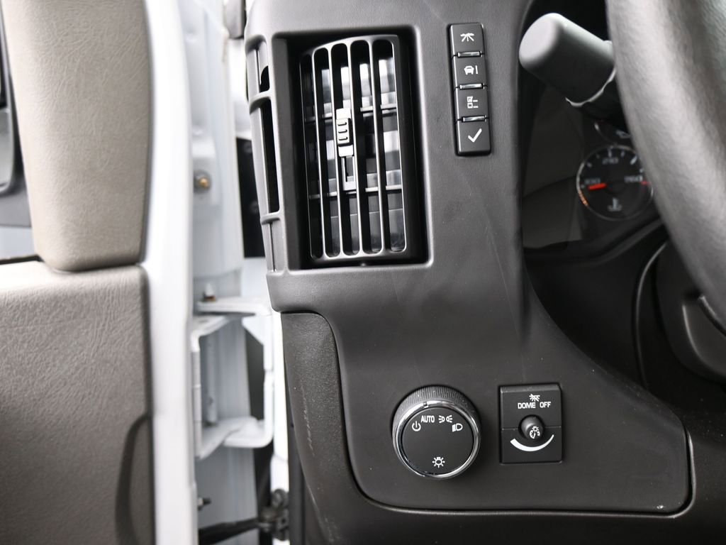 New 2025 Chevrolet Express 2500 w/ Driver Convenience Package image 15