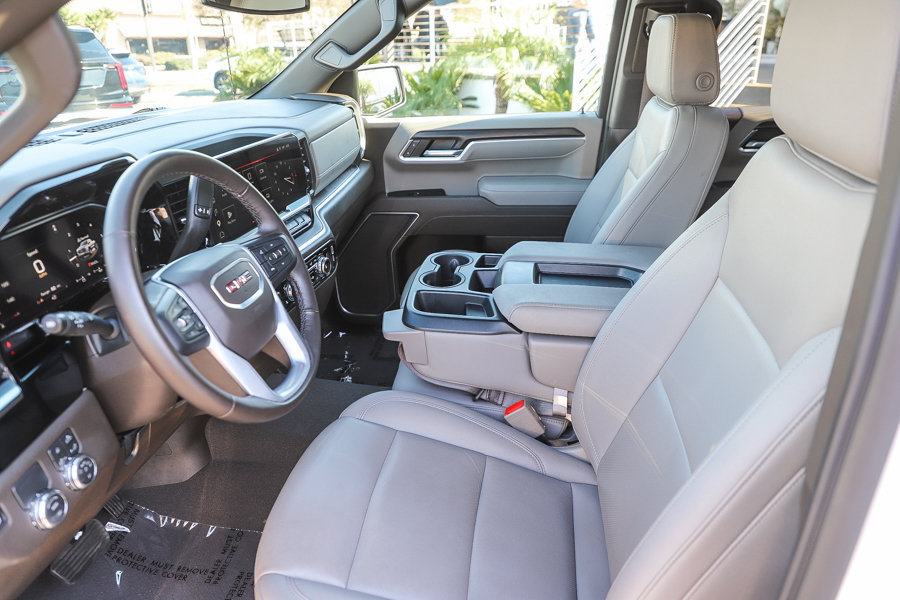 Used 2026 GMC Sierra 1500 SLT RWD image 18