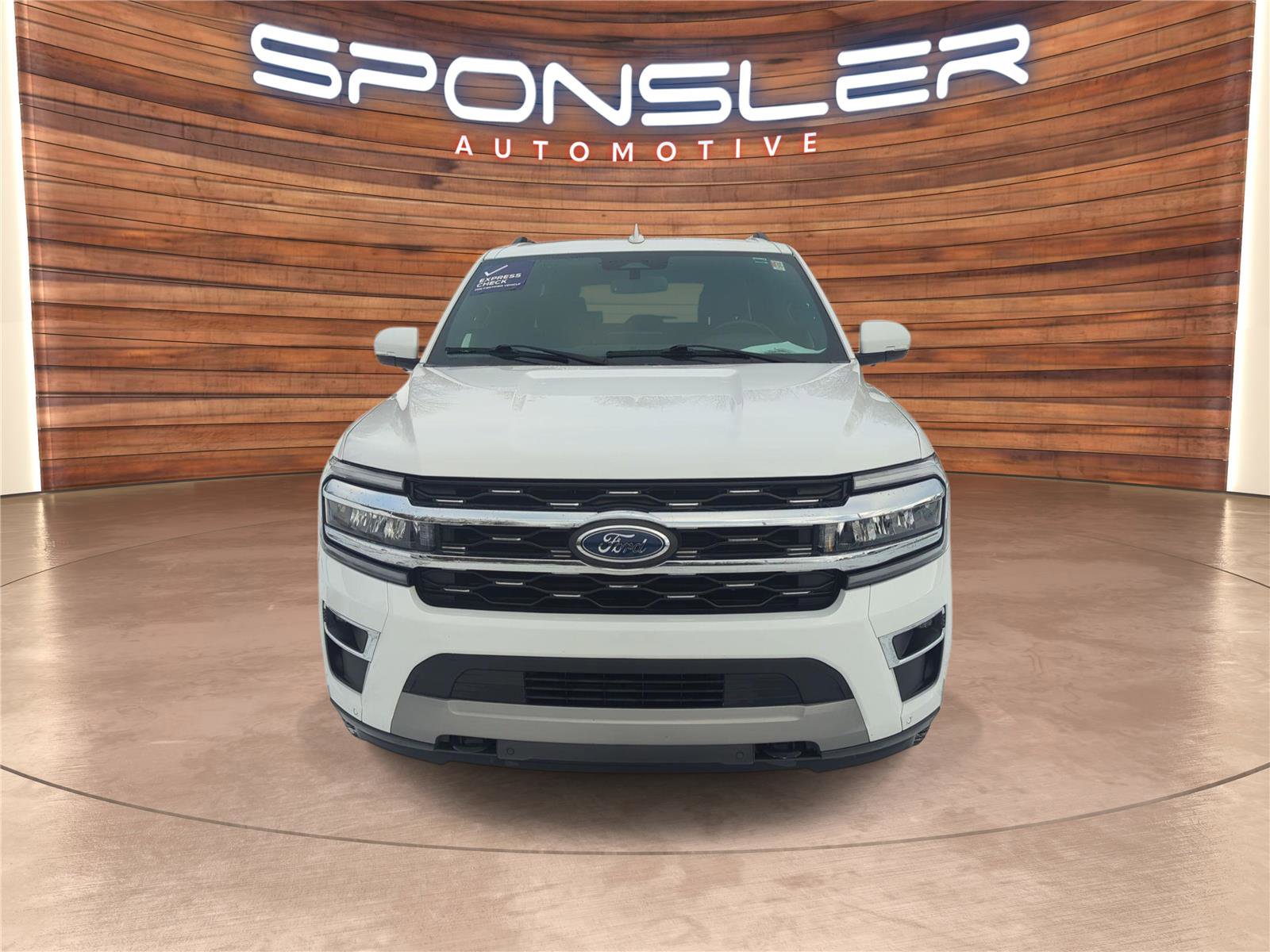 Used 2022 Ford Expedition Max Limited image 10