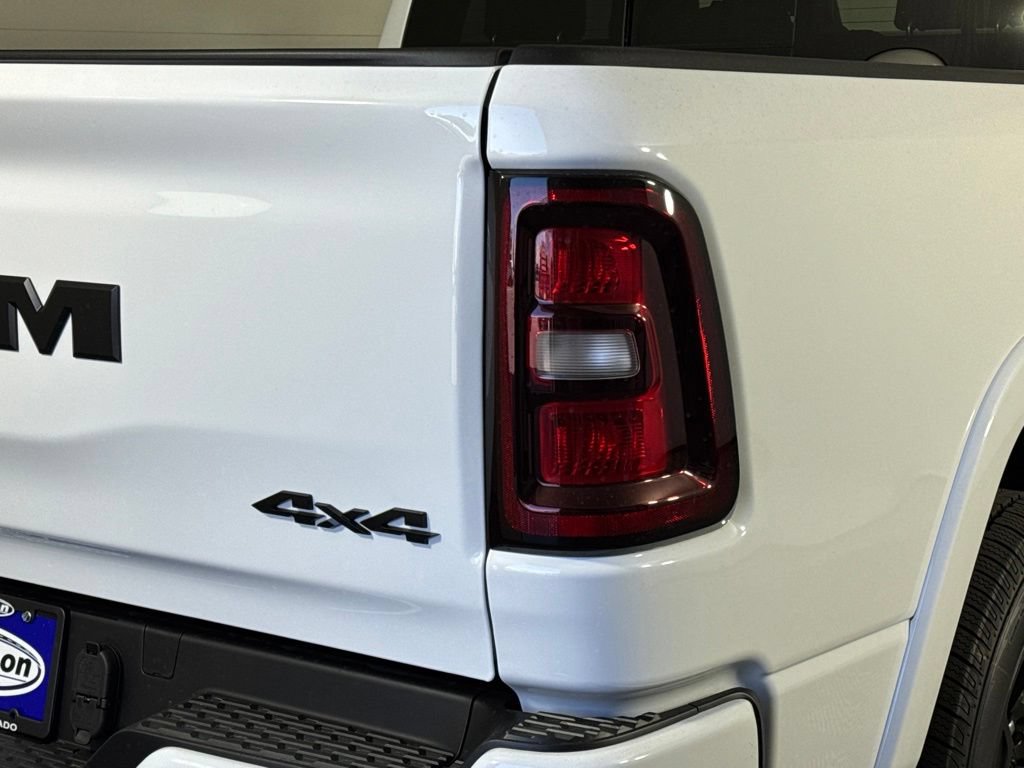 New 2027 RAM 1500 4x4 Crew Cab image 7